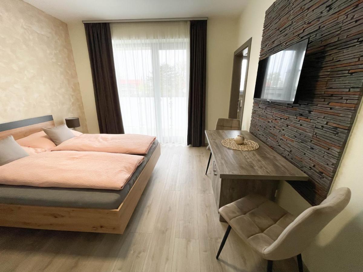 Apartmány Katalin Dunajská Streda Exterior foto